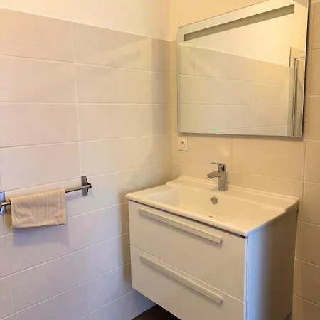 Charming 2-bedroom With Sea And Mountain Views Bastia (Corsica)